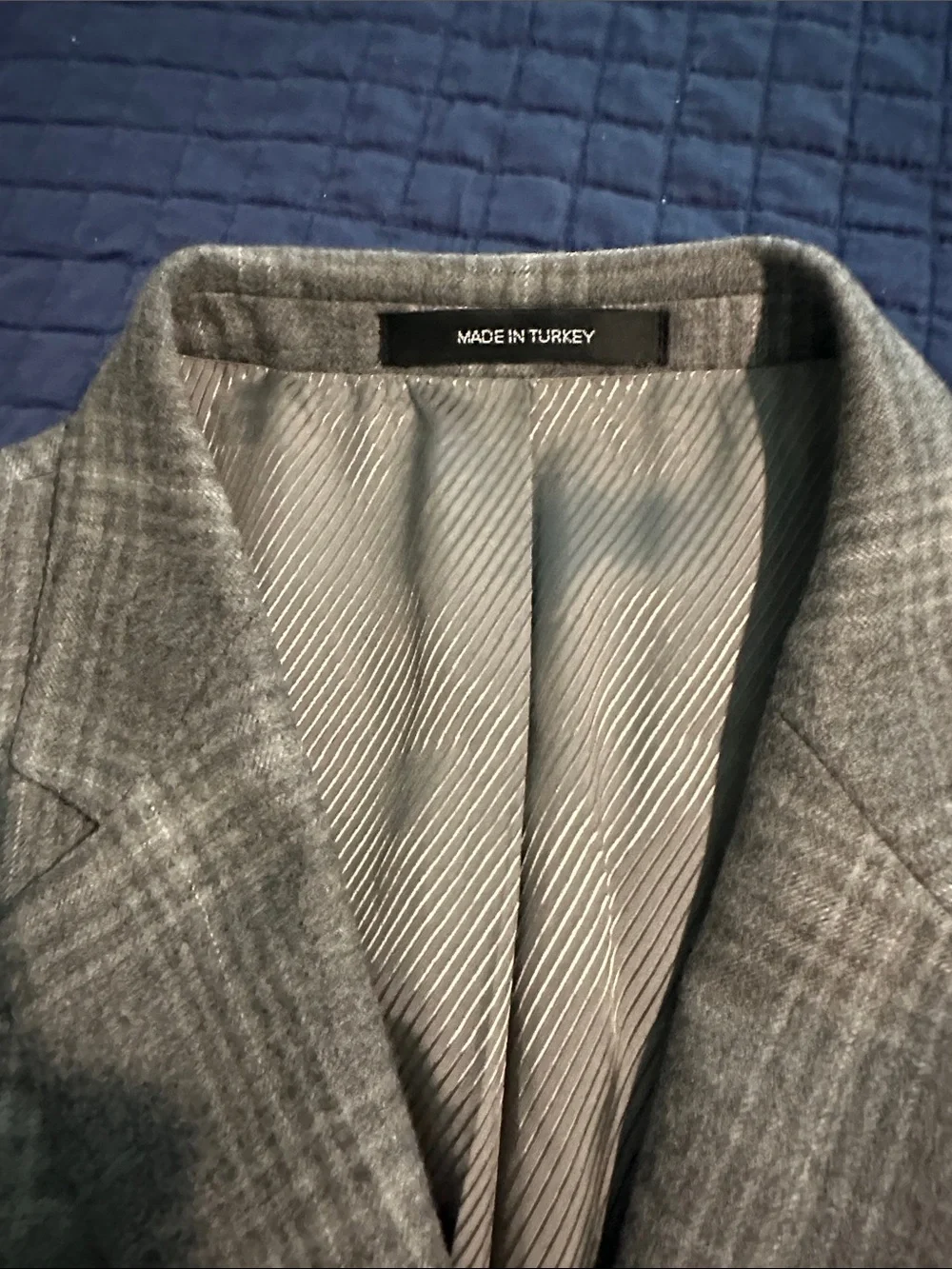 Boss (Hugo Boss) Gray Plaid Sport Coat - Subtle Check, 40R